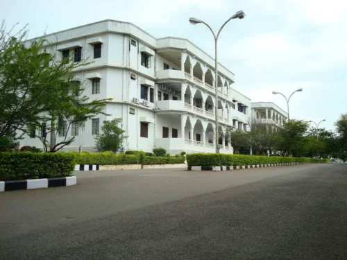 International Institute Of Information Technology International Institute Of Information Technology