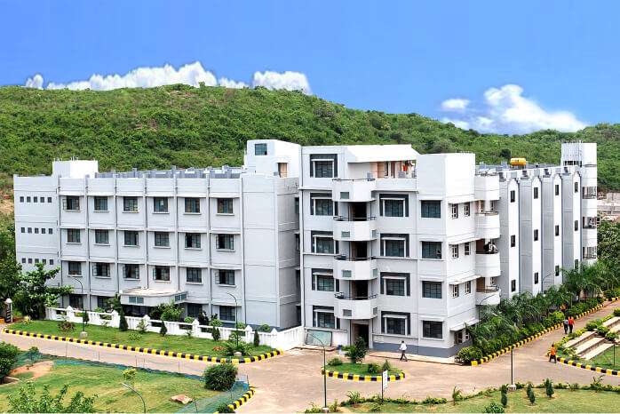 Mar Ivanios College