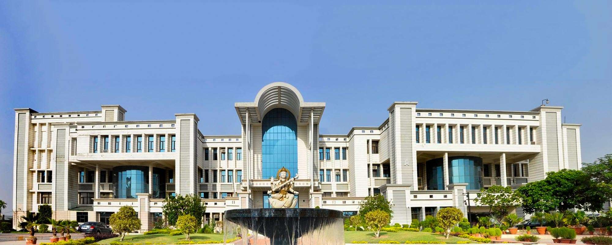 Manav Rachna University Campus Life: Facilities CareerGuide
